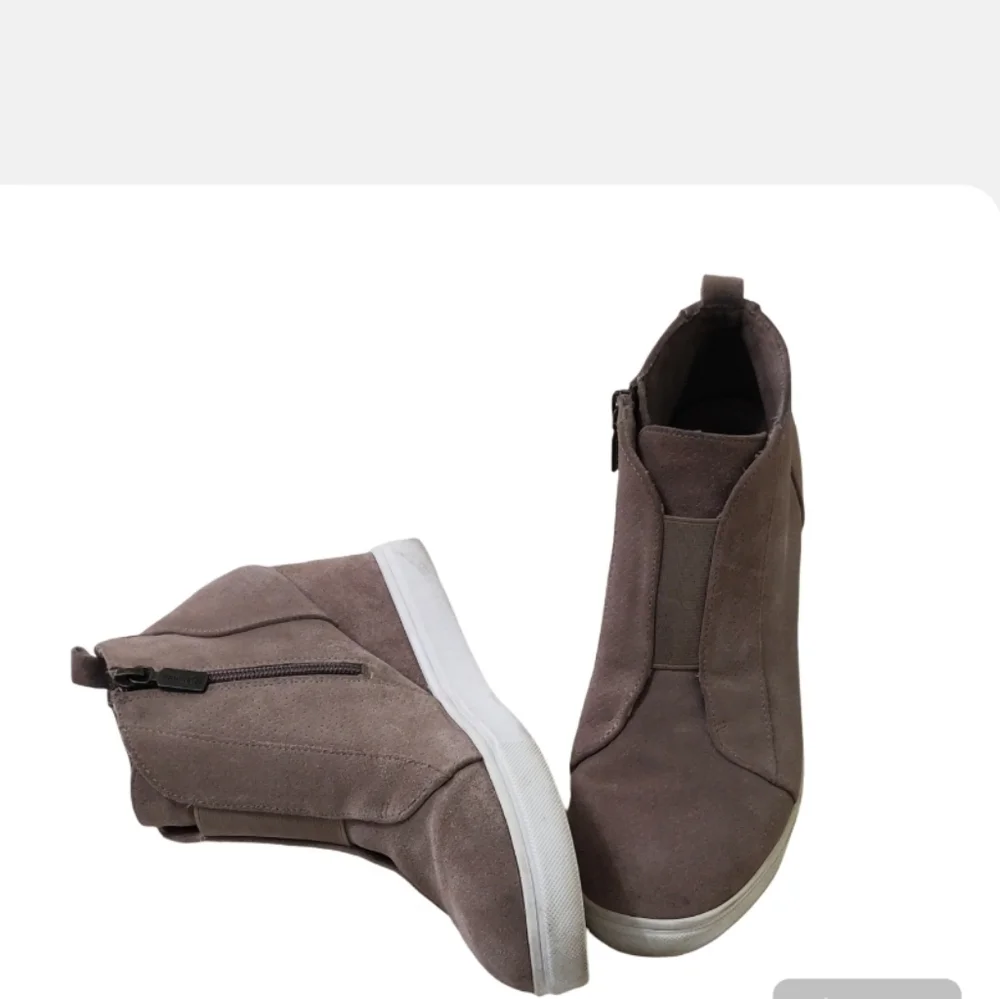 Blondo Waterproof Booties.